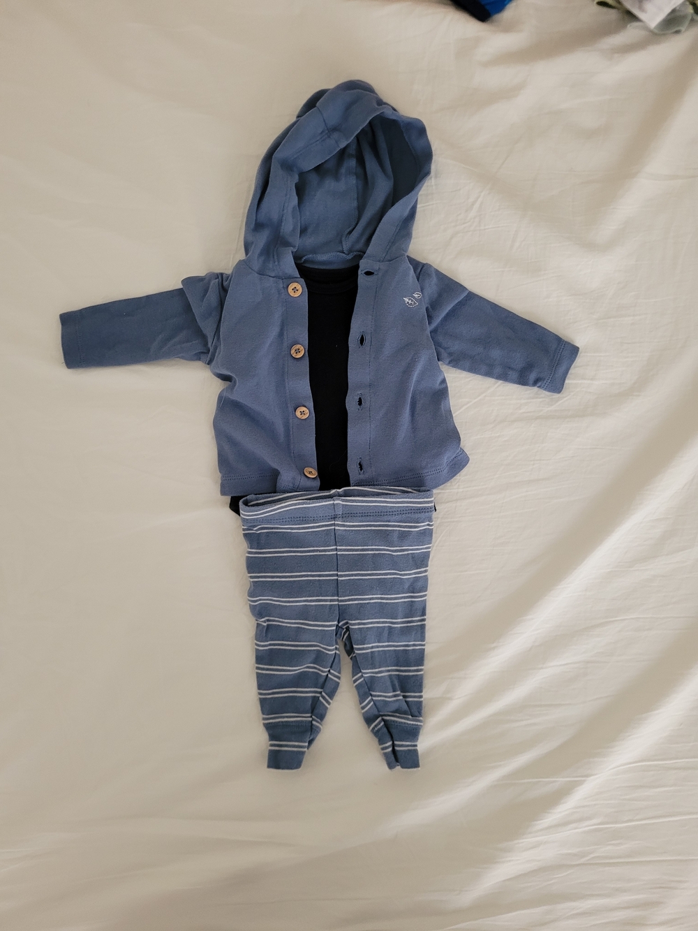 Carter's Baby Set - Picture 3 of 3